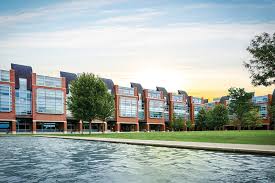 Trường Ontario Tech University, Ontario - Canada 2025