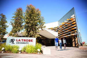 Học bổng 100% học phí Latrobe University, Úc 2026